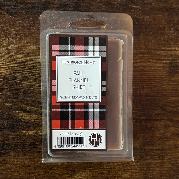 {Huntington Home} Scented Wax Melts - Fall Flannel Shirt - Picture 1 of 2